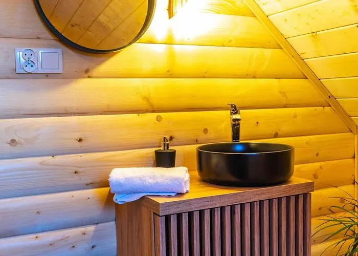 山林小屋 W Lesie Skawinki